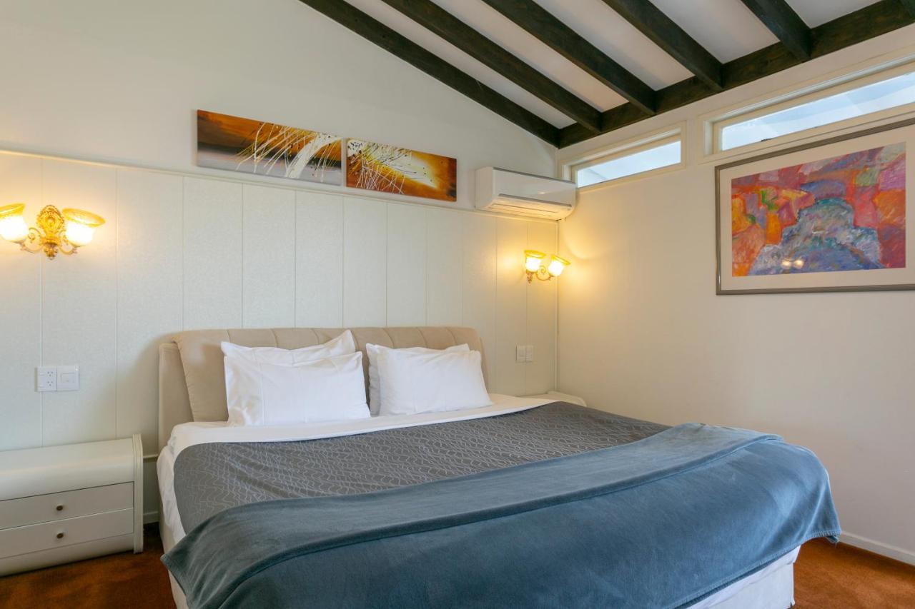 Vu Thermal Lodge - Adults Only Motel Taupo Luaran gambar