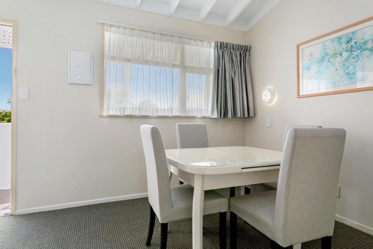 Vu Thermal Lodge - Adults Only Motel Taupo Luaran gambar