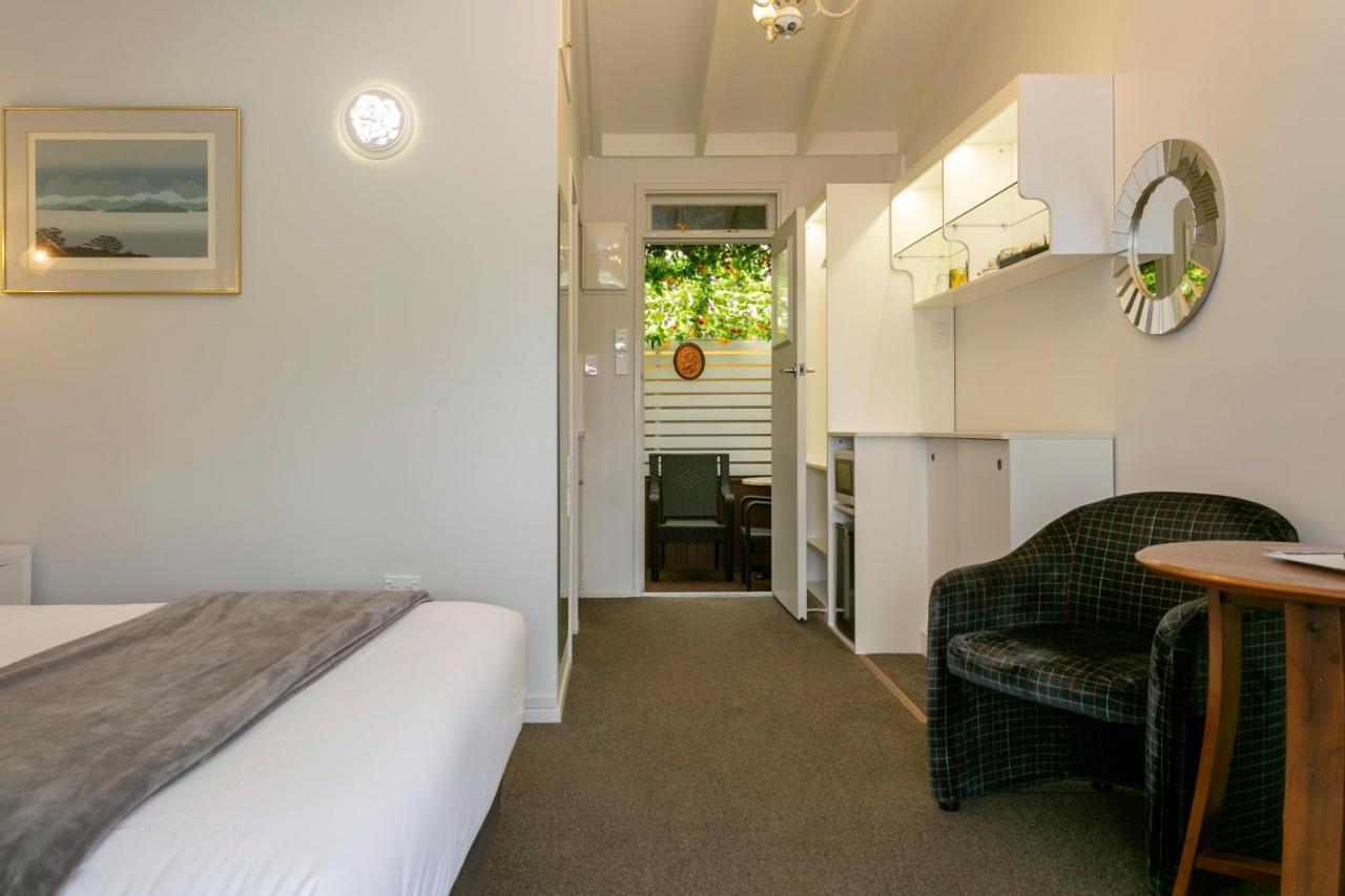 Vu Thermal Lodge - Adults Only Motel Taupo Luaran gambar