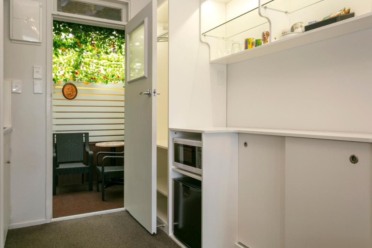 Vu Thermal Lodge - Adults Only Motel Taupo Luaran gambar