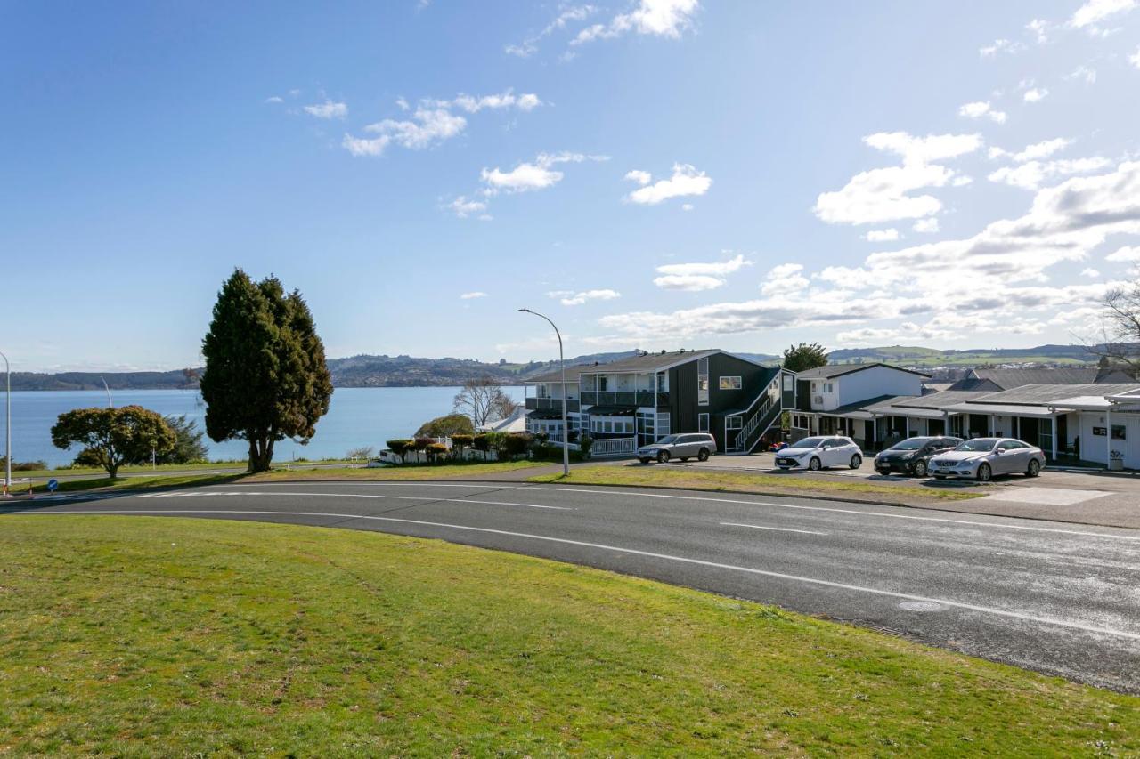 Vu Thermal Lodge - Adults Only Motel Taupo Luaran gambar