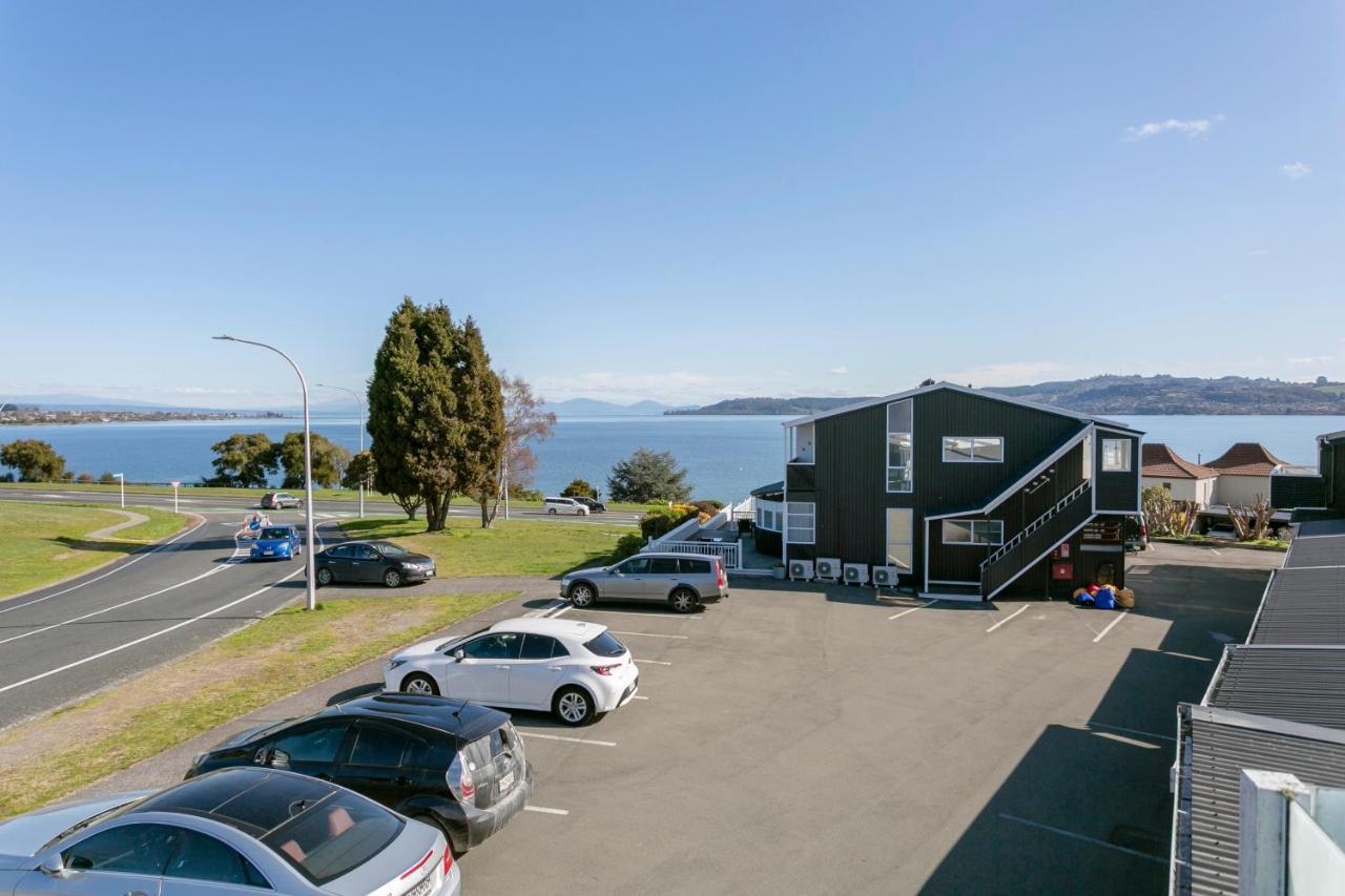 Vu Thermal Lodge - Adults Only Motel Taupo Luaran gambar